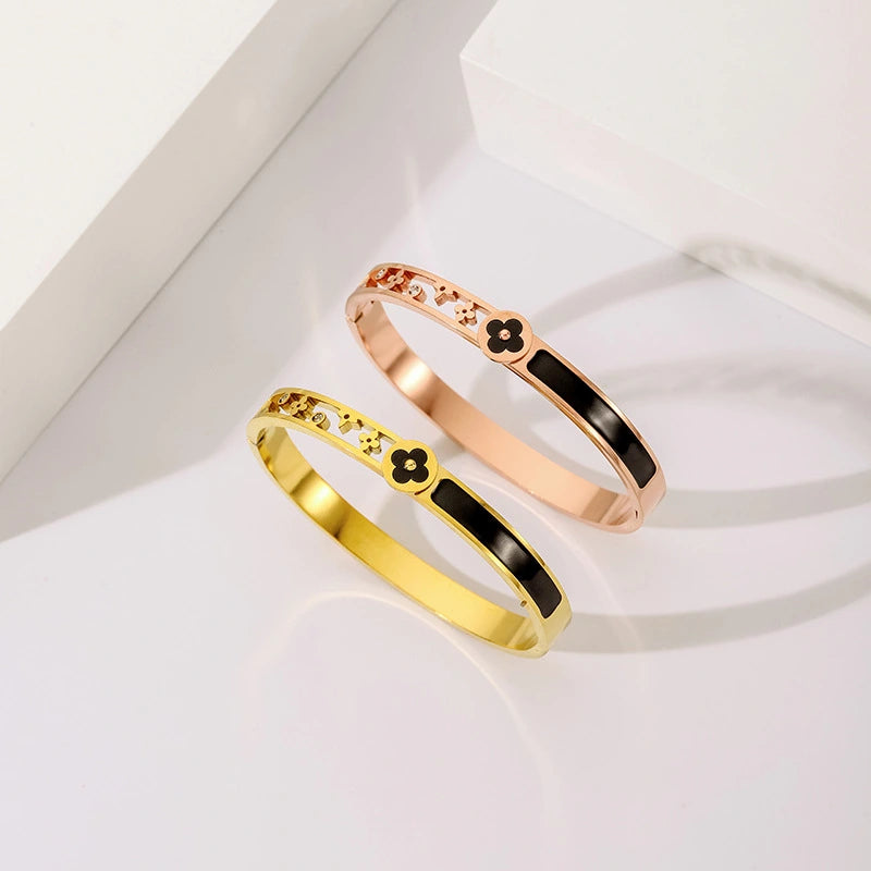 Bratara Black Clover - Gold Stars - RAFINI